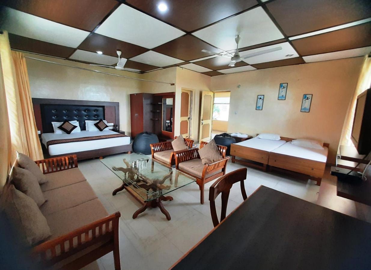 Pops Resort Pālampur Extérieur photo