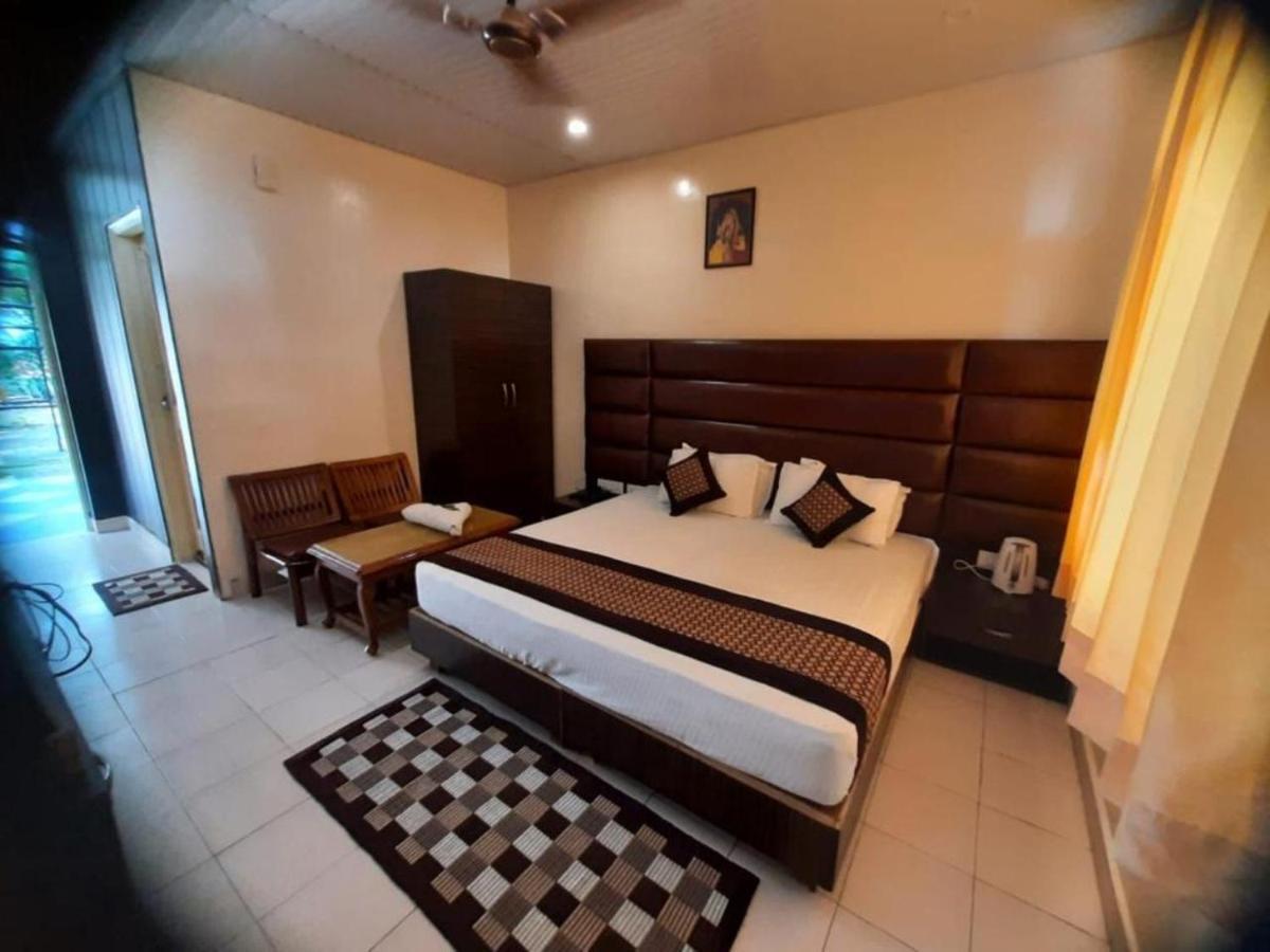 Pops Resort Pālampur Extérieur photo