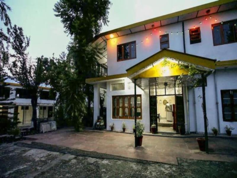 Pops Resort Pālampur Extérieur photo