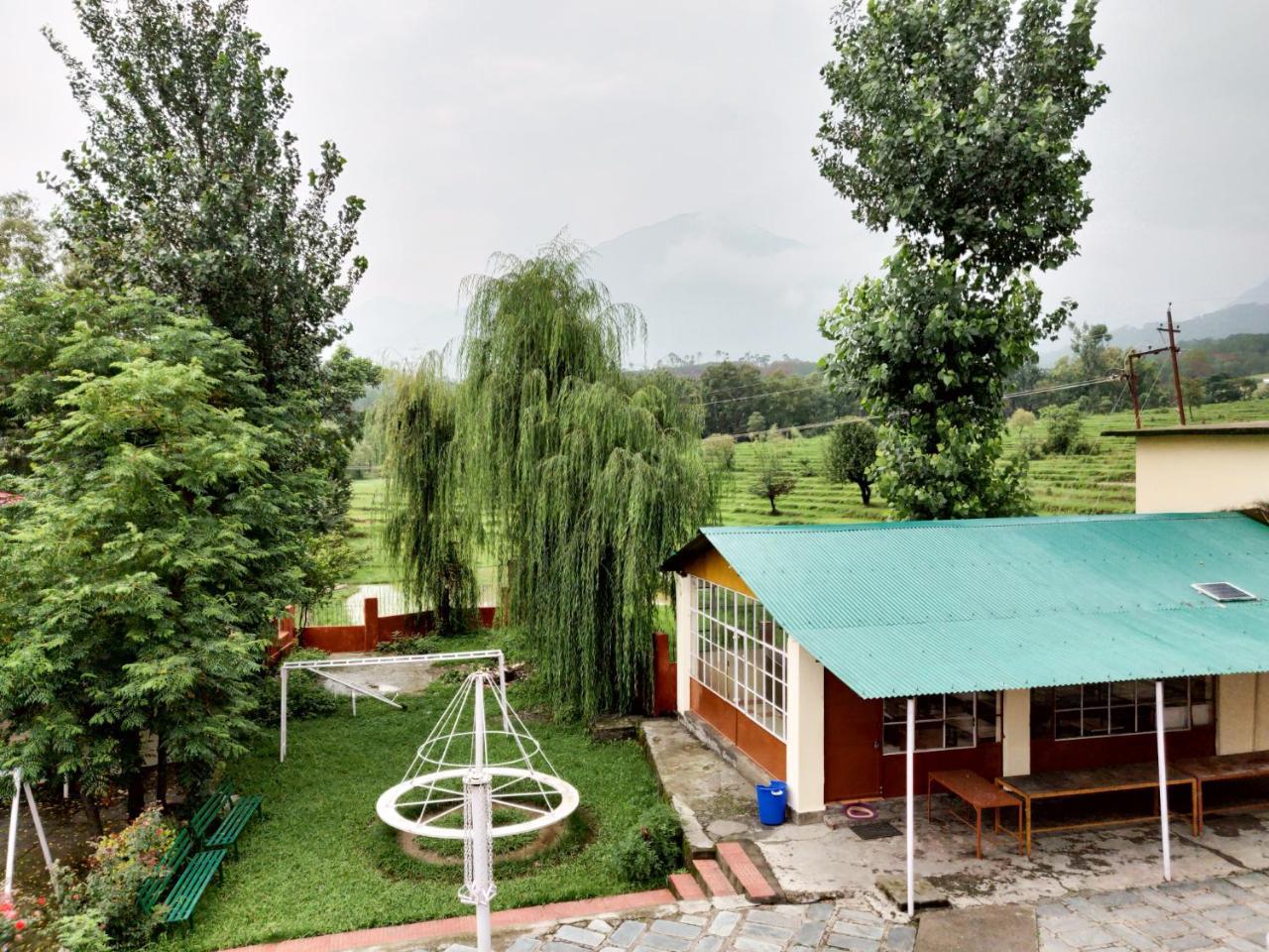 Pops Resort Pālampur Extérieur photo