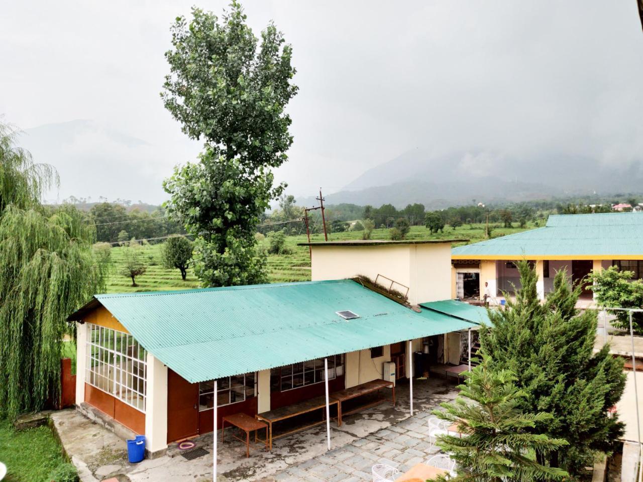 Pops Resort Pālampur Extérieur photo